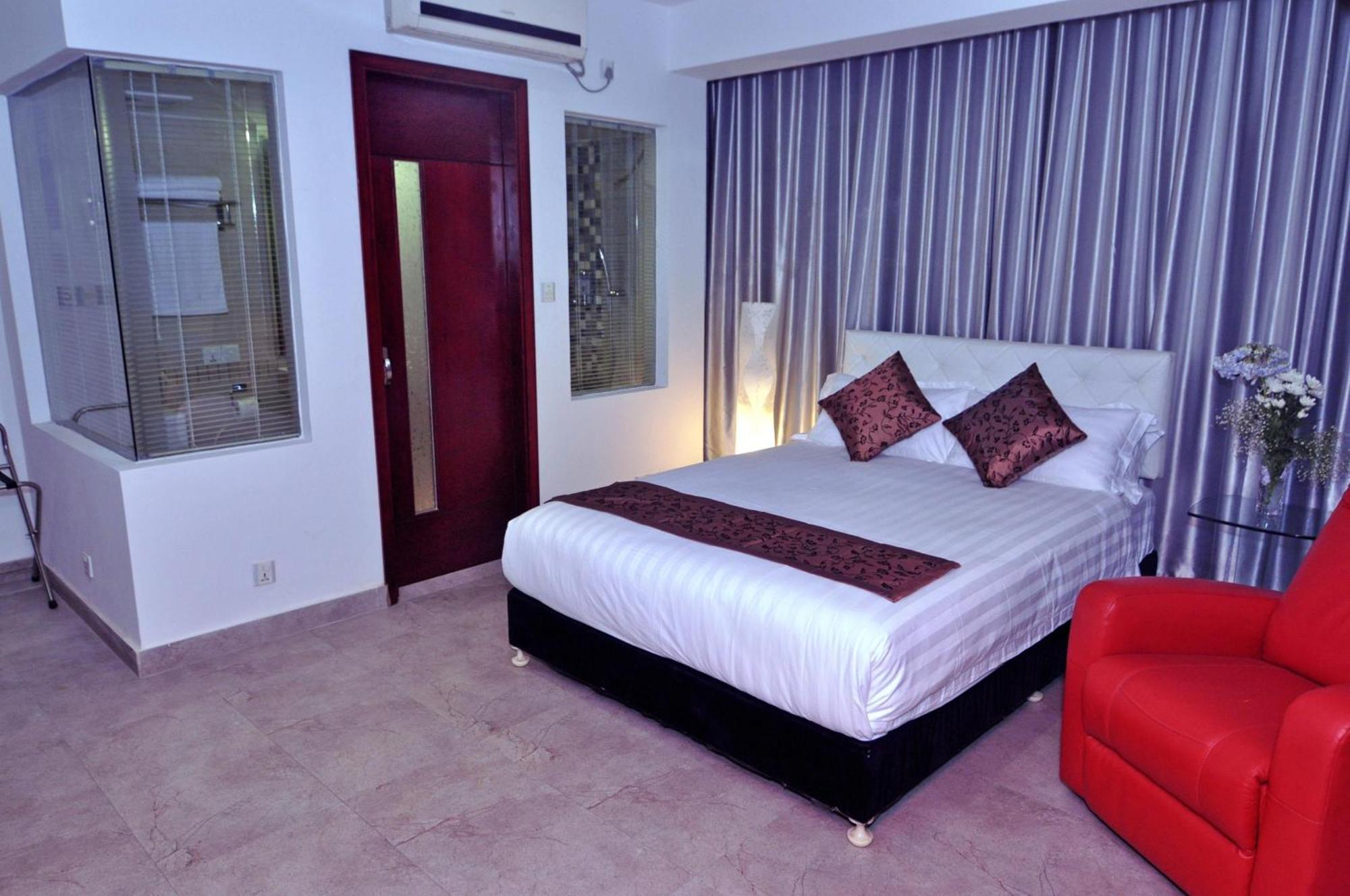 Contemporary Heights Hotel And Apartments Dhaka Zimmer foto